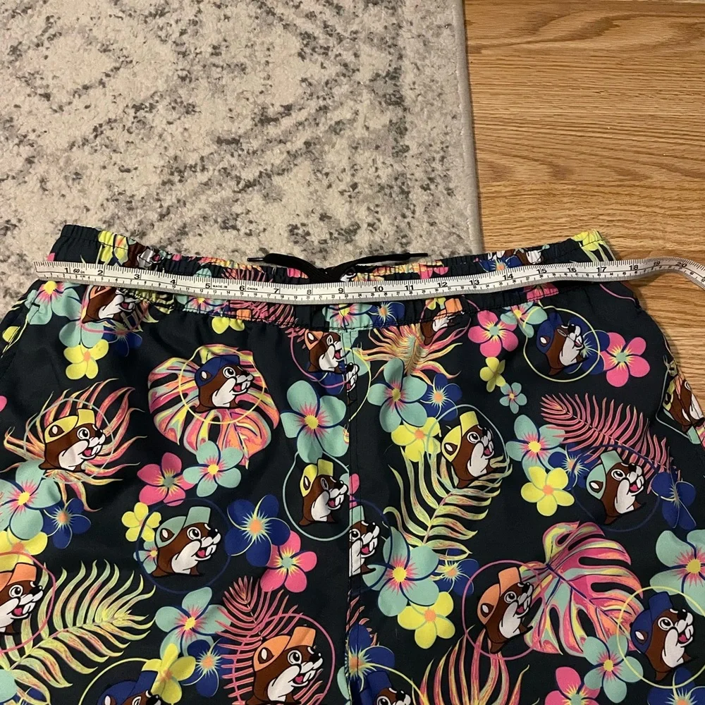 Buc-ee’s Tropical Swimsuit 2XL Colorful Beach Vacation‎ Swimwear